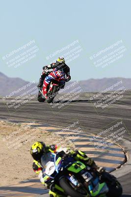 media/Dec-07-2025-CVMA (Sun) [[3e7d2de5dc]]/Race 6-The Shootout/